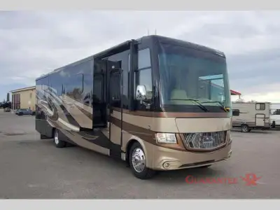 Guarantee RV Calgary's LARGEST selection of pre-owned inventory. ///- The 2017 Newmar Canyon Star 39...