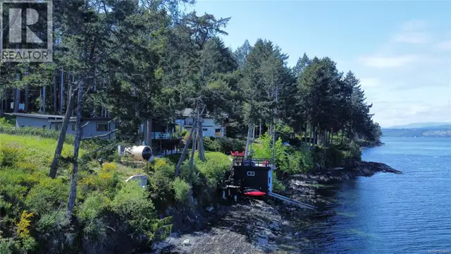 760 Lands End Rd North Saanich, British Columbia in Land for Sale in Victoria - Image 17