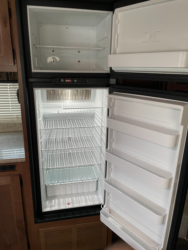 2019 OUTDOORS RV TIMBER RIDGE 27BH - ON CONSIGNMENT NO TAX in Travel Trailers & Campers in Regina - Image 11