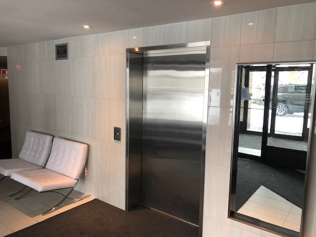 MAGNIFIQUE 4 1/2 QUARTIER NORD (ASCENSEUR) 4