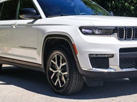 Memory Seats - Heated Seats - Heated Steering Wheel - 4x4 Drivetrain for all-weather capability - Na... (image 2)