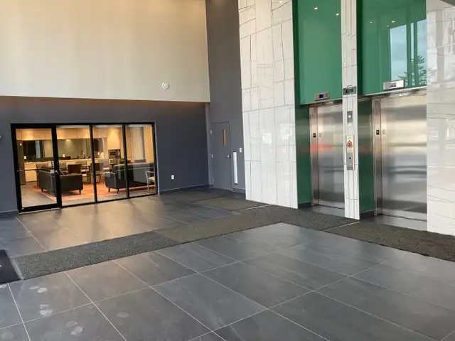 Wrap Around Deck; 2 bdrms+2 bthrm; SHIRAZ 50 + in Long Term Rentals in City of Halifax - Image 19