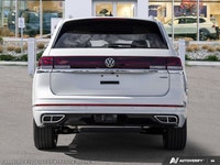TITAN BLACK/SILVER PREMIUM LEATHER SEATING SURFACES,ORYX WHITE PEARL,Turbocharged,All Wheel Drive,Tr... (image 5)