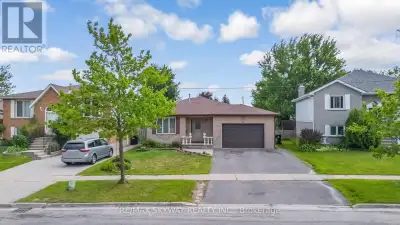 Welcome to 42 Newbury Drive, Kitchener! This well-maintained, move-in-ready home offers exceptional...