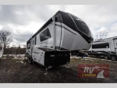 Please Call Us At 613.851.7326 with any questions? Jayco Pinnacle fifth wheel 32RLTS highlights: Wal...