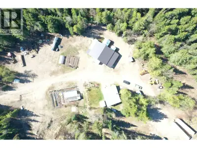 Beautiful, landscaped 17-acre property located just off Barkerville Highway. The impressive 45' x 35...