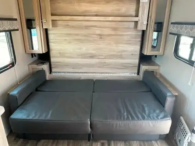 2020 FOREST RIVER COACHMEN EXPEDITION (FINANCING AVAILABLE) in Travel Trailers & Campers in Cambridge - Image 10