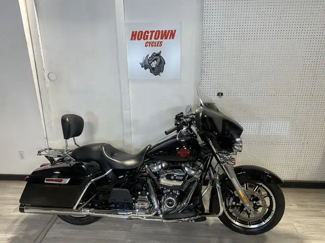 2019 Harley-Davidson ELECTRA GLIDE STANDARD in Street, Cruisers & Choppers in London - Image 3