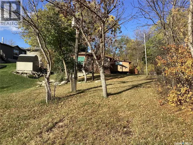 704 Grove AVENUE Saskatchewan Beach, Saskatchewan in Houses for Sale in Moose Jaw - Image 3