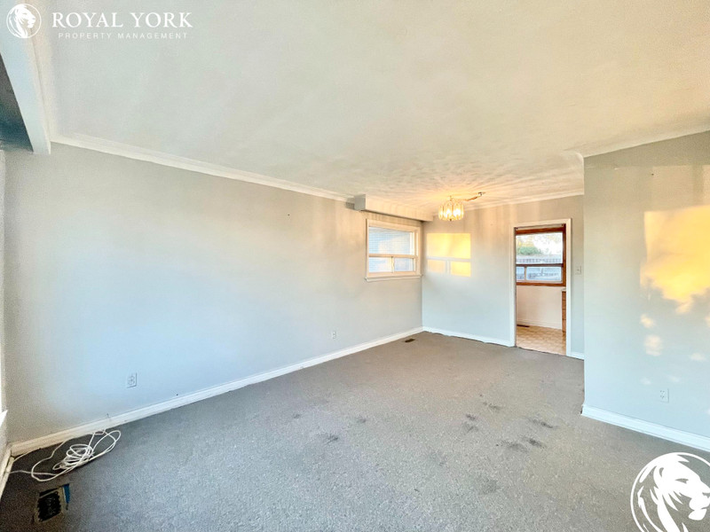 2 BED 1 BATH BASEMENT FOR RENT 10 YVETTE STREET, WHITBY, ONT Long