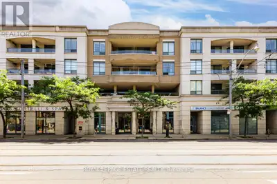 *Heart of the Beach* Highly Desirable - Newly Updated 1 Bedroom + Den Beach Condo. Ideally Located j...