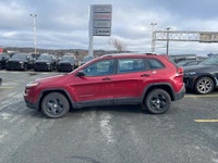 Come see this 2017 Jeep Cherokee Sport before it's too late! *This Jeep Cherokee Is Competitively Pr... (image 2)