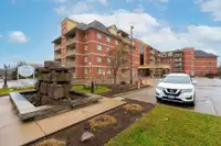 Niagara Falls 2 Bedroom Penthouse Apartment for Rent: