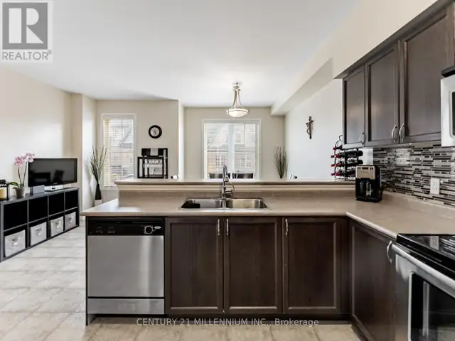 111 CEDAR LAKE CRESCENT Brampton (Bram West), Ontario in Condos for Sale in Mississauga / Peel Region - Image 16