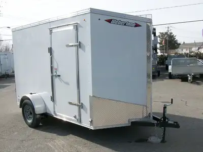 Remorque neuve 6' x 10' v-nose 1 essieux 6'.6'' de haut interieur plywood 3/4 plancher 3/8 au mur lu...