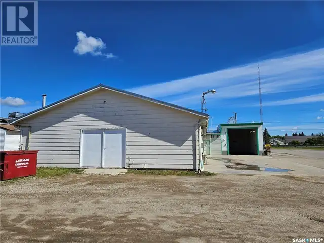 712 Railway STREET Whitewood, Saskatchewan in Commercial & Office Space for Sale in Regina - Image 8