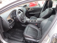 *12M/20K POWER TRAIN WARRANTY INCLUDED ON LISTED PRICE* OPTIONS INCLUDE VOICE ACTIVATED NAVIGATION,... (image 8)