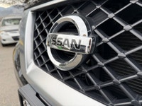 2019 NISSAN FRONTIER PRO-4X - HEATED FRONT SEATS - SUNROOF - BACKUP CAMERA - DUAL ZONE CLIMATE CONTR... (image 7)