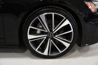 Traction intégrale Audi quattro / Black optics / Sieges massages en cuir Valcona / Apple Carplay + A... (image 6)
