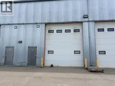 2,203 SqFt Bay Available to rent. Gross Lease of $2,000 +GST per month. Fully Paved an excellent spa...
