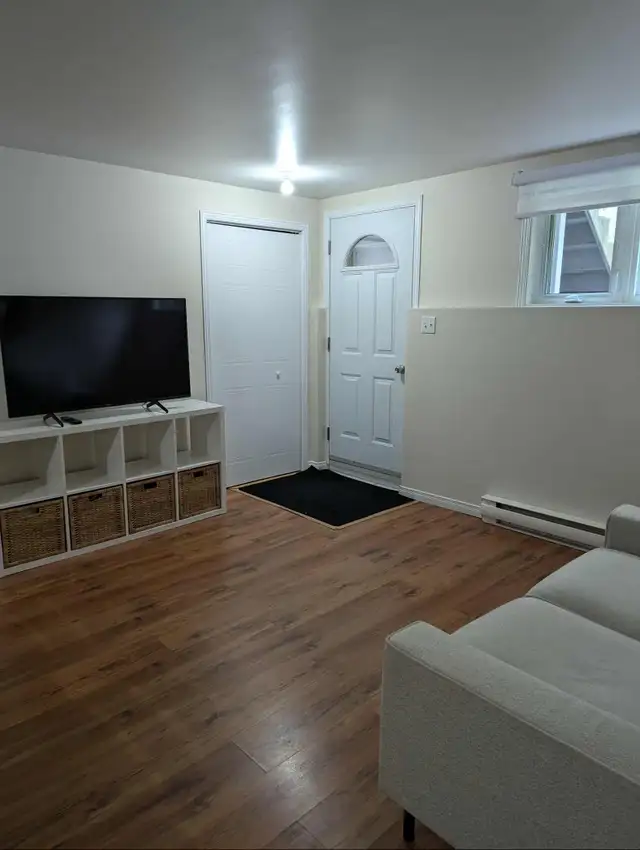 Tres Beau 4 1/2 Secteur Tranquille Disponible 1 Mai 2026