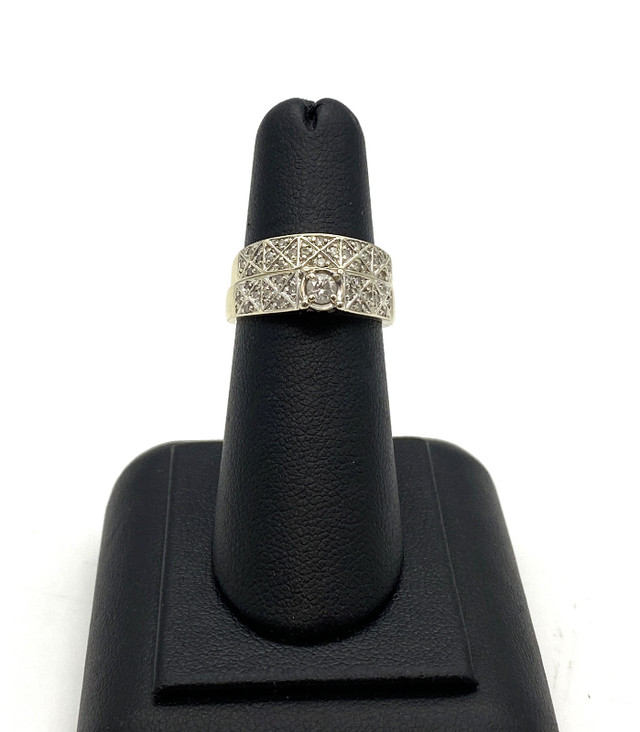 14KT White & Yellow Gold Diamond Ring w Band & Appraisal $930 in Other in Mississauga / Peel Region