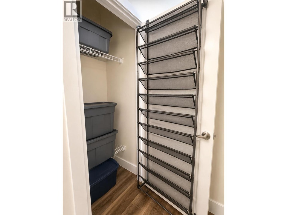 Basement 3387 DARWIN AVE Coquitlam, British Columbia 4