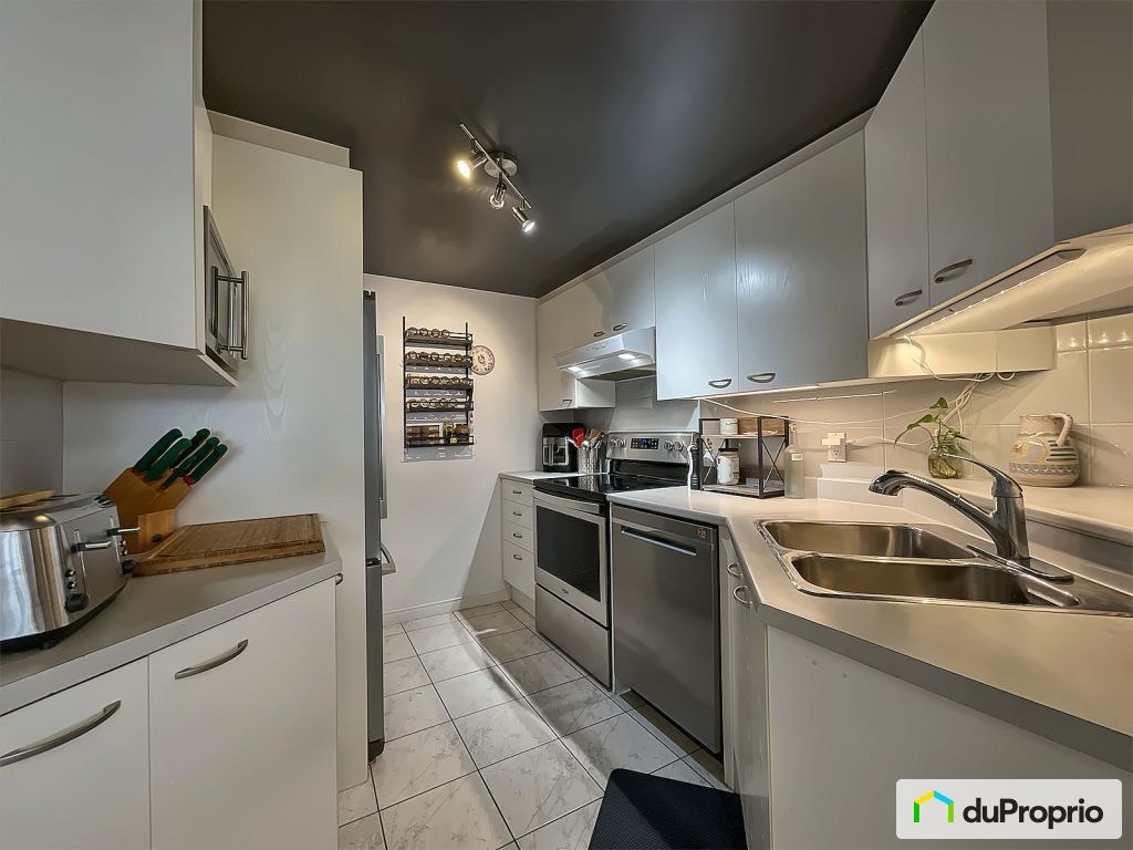 $349,000 - Condominium for sale in Ste-Foy — photo 2