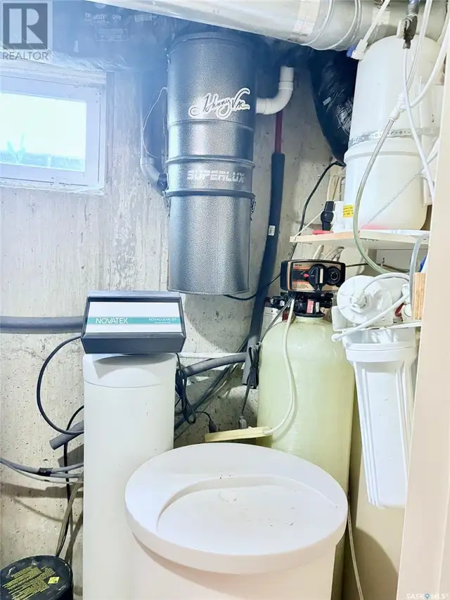 Jordan Acreage Silverwood Rm No. 123, Saskatchewan in Houses for Sale in Regina - Image 27