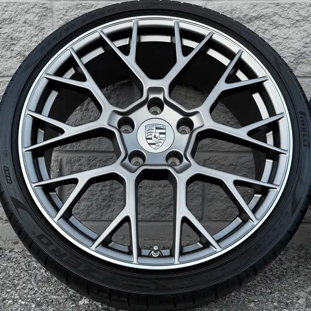 (85%) 4x Porsche 911 *992* 20"/21" OEM Summer Wheels Package in Tires & Rims in City of Toronto - Image 3
