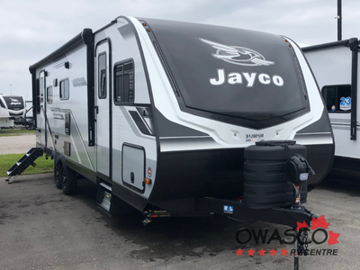 Jayco Jay Feather travel trailer 26RL highlights: Rear Theater Seats Dual Entry Booth Dinette Full B...