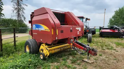 In on trade is this nice condition 2013 New Holland BR7090 baler. It has both net and twine wrap. It...