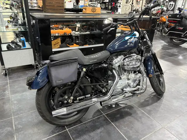 2009 Harley-Davidson Sportster 883 Low in Sport Bikes in Sudbury - Image 5