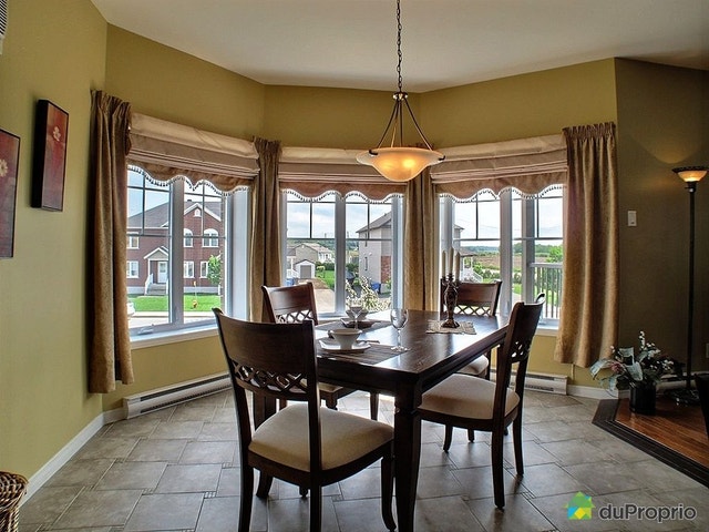 $600,000 - Condominium for sale in Granby — photo 1