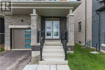 36 LILAC CIRCLE Circle Caledonia, Ontario