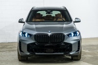 *English below* *Français:* Ce superbe BMW X5 xDrive40i 2024, affichant un bas kilométrage de 48277... (image 1)
