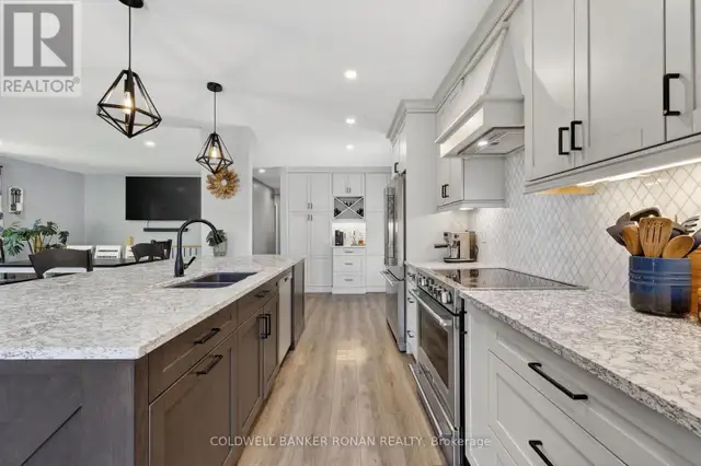1959 SNOW VALLEY ROAD Springwater (Snow Valley), Ontario in Houses for Sale in Oakville / Halton Region - Image 11