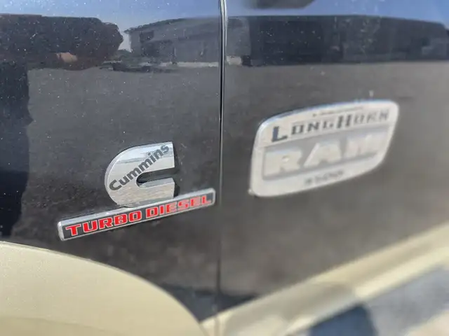 2015 RAM CREW CAB DUALLY LONG HORN64959939324035124