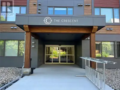 RED Mountain Resort's new condo is complete and what a spot! Location, location!! This fully furnish...