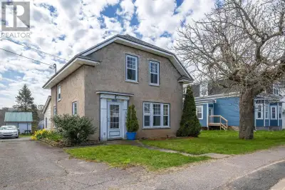Home sweet home! This Lawrencetown cutie could be perfect fit for those just starting out! Sitting o...