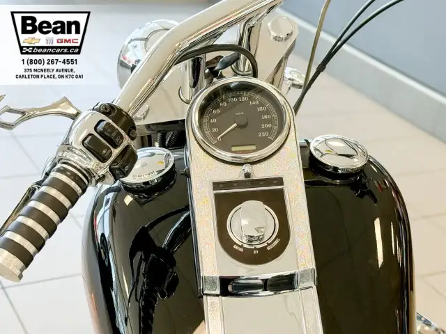 2005 Harley-Davidson FXST in Cars & Trucks in Ottawa - Image 11
