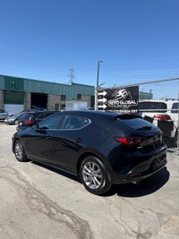 Auto Global - Montréal 2022 Mazda Mazda3 JAMAIS ACCIDENTÉE Détecteurs Collison 360 Degrées Caméra de... (image 5)