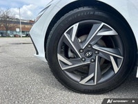 The advertised vehicle price is based on a promotional finance offer. Customers who purchase the veh... (image 8)