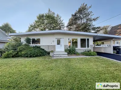 Duplex avec deux adresses civiques : 5248 & 5250 avenue des Belles-Amours Maison résidentielle au co...