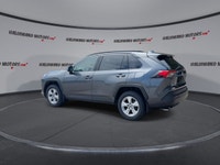 // ACCIDENT FREE!! // This 2019 Toyota RAV4 XLE AWD is a smart choice for daily driving in Cayuga an... (image 5)