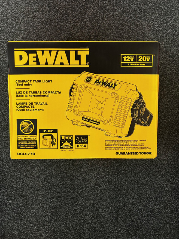 Dewalt Compact Task Light (1037780) in Power Tools in Mississauga / Peel Region