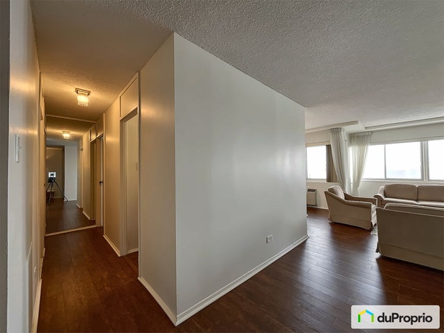 $379,000 - Condominium for sale in St-Laurent — photo 2