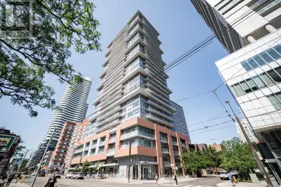 Luxury SE-Facing 2 Bed, 2 Bath Corner Condo with Large Balcony & Admirable Views! Built by Renowned...
