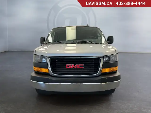 2025 GMC Savana Passenger LT RWD 3500 155&amp;quot; LT in Cars & Trucks in Lethbridge - Image 3