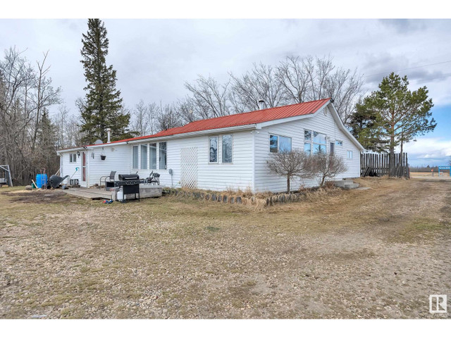 261081 HWY 616 Rural Wetaskiwin County, Alberta in Houses for Sale in Red Deer - Image 3